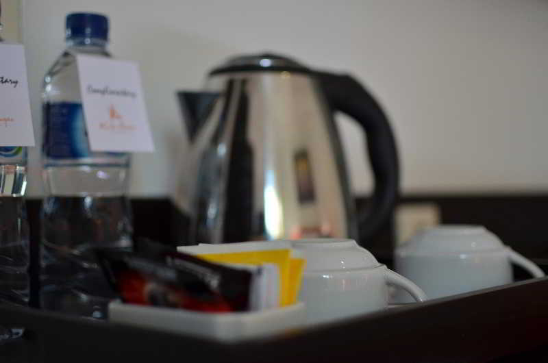 Kubu Anyar Hotel 꾸따 외부 사진