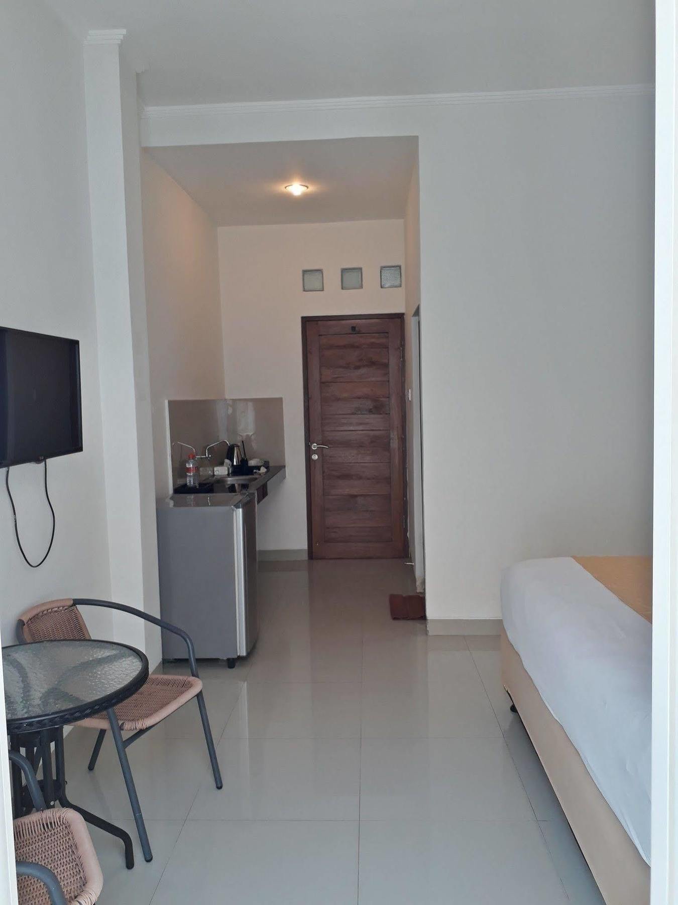 Kubu Anyar Hotel 꾸따 외부 사진