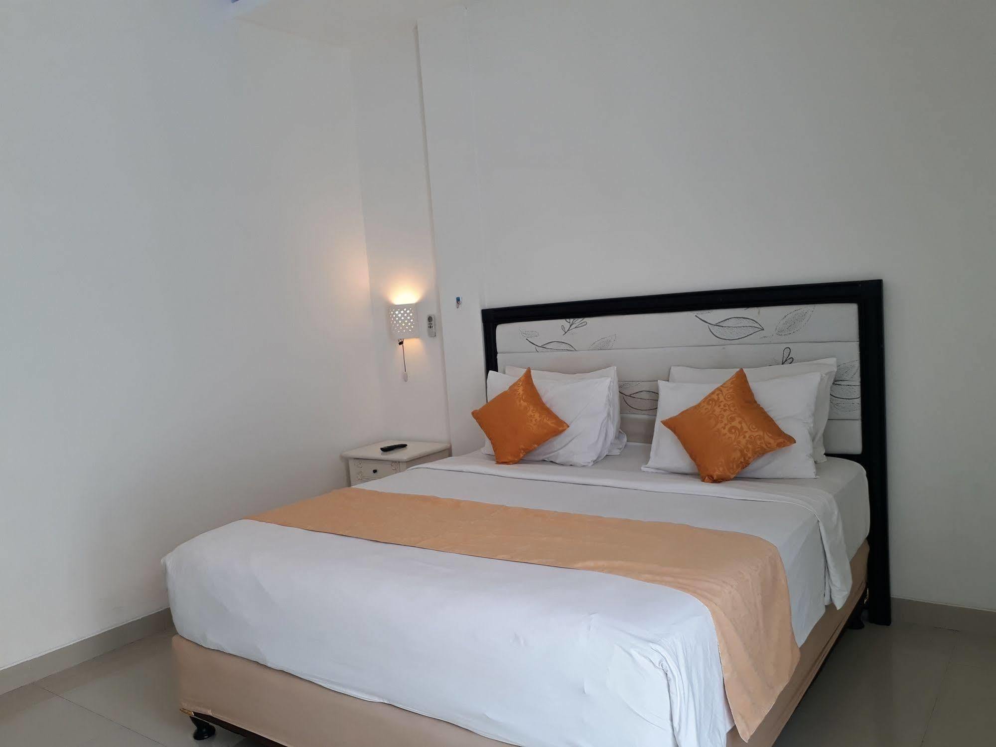 Kubu Anyar Hotel 꾸따 외부 사진